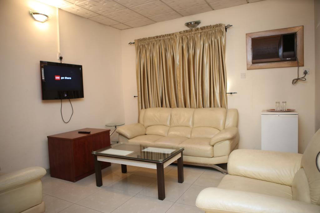 The Habitat Suites International Lagos Kamer foto