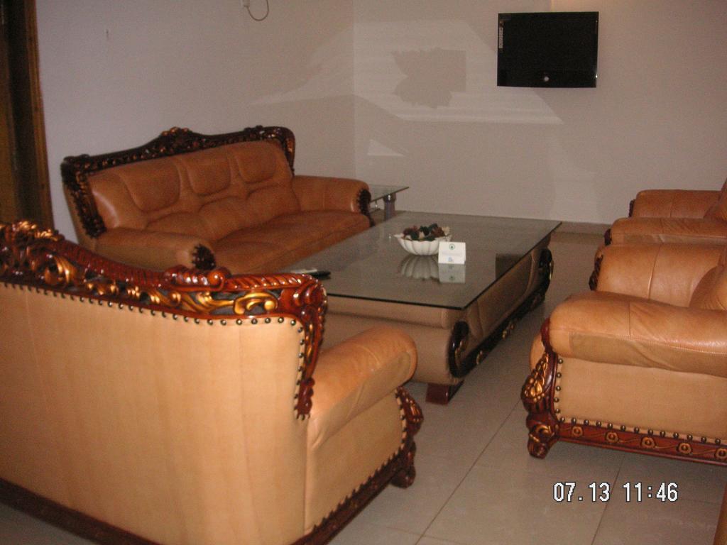 The Habitat Suites International Lagos Kamer foto